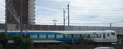 100.jpg