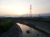 001.jpg